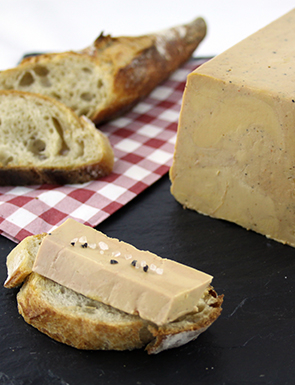 Foie gras de canard entier à la fleur de sel de Noirmoutier à déguster
