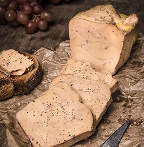 Foie gras de canard entier mi-cuit